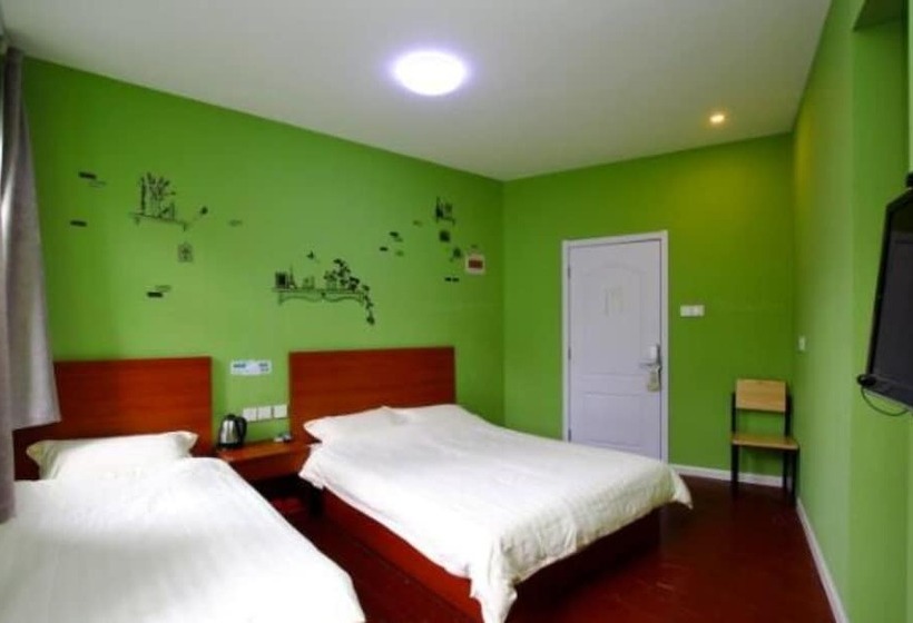 Meet Int L Youth Hostel Pichaiyuan