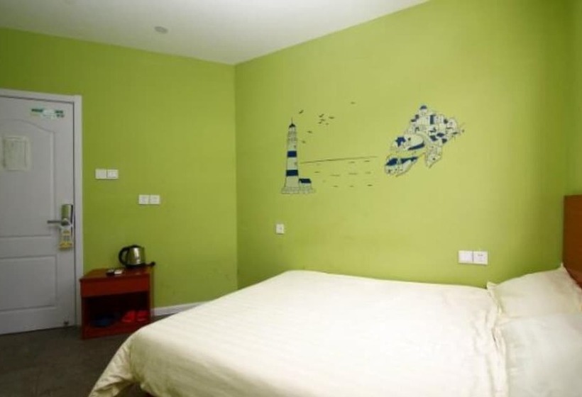 Meet Int L Youth Hostel Pichaiyuan