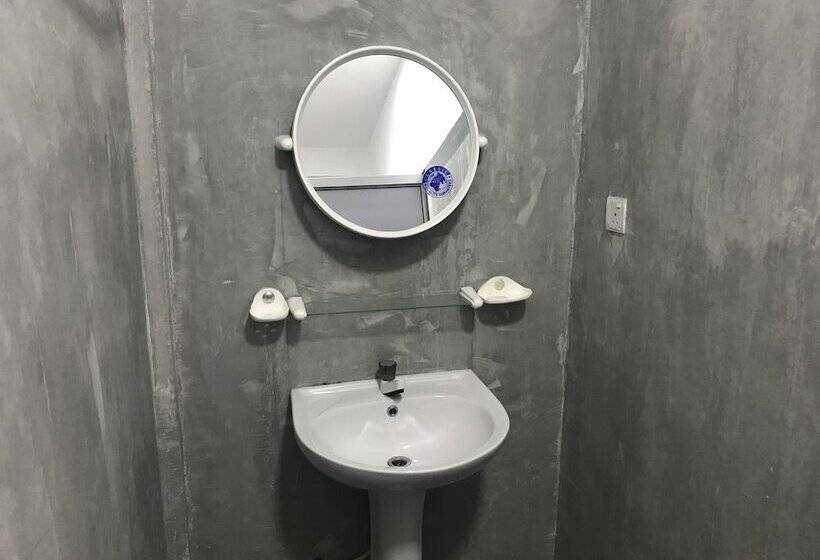 منتجع Nilaveli Gates