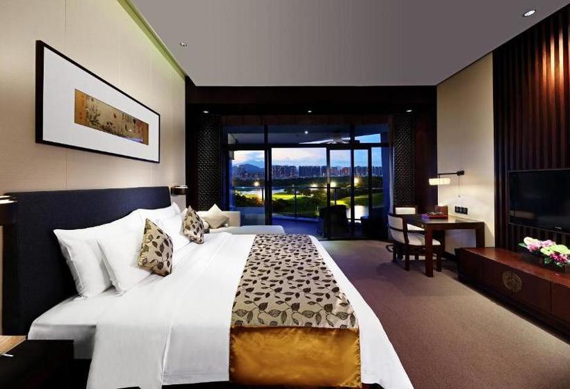 אתר נופש Shenzhen Castle Golf