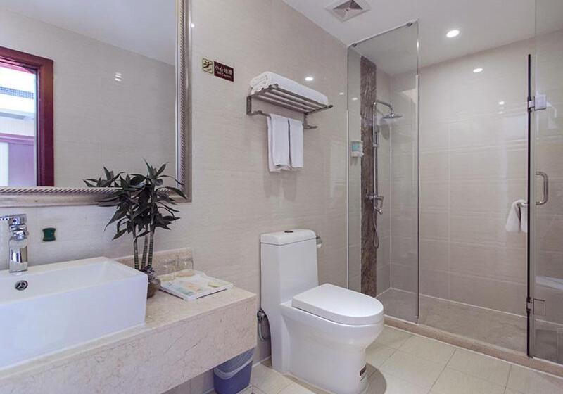 Vienna International Hotel Shenzhen Songgang Wanzhao Square