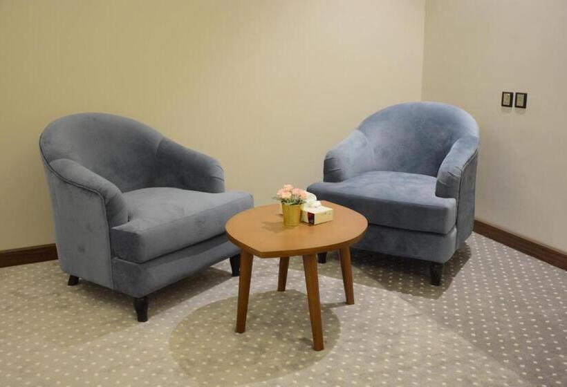 الايوان للاجنحة الفندقية E1