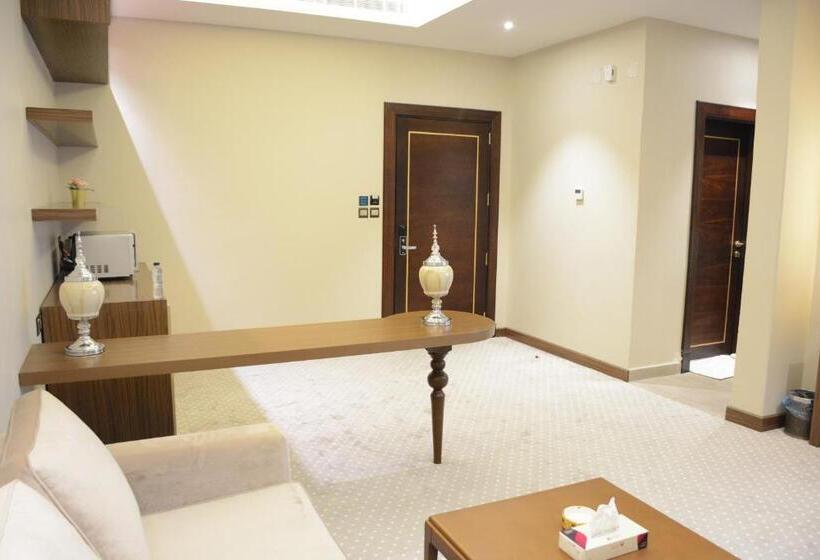 الايوان للاجنحة الفندقية E1