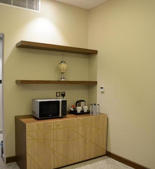 الايوان للاجنحة الفندقية E1