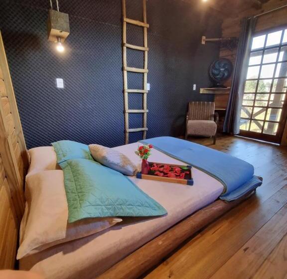 ユースホステル Pousada Rosa Shanti, Café Da Manhã Opcional, Apenas 4 Cabanas, Piscina, Estacionamento Privativo, ár