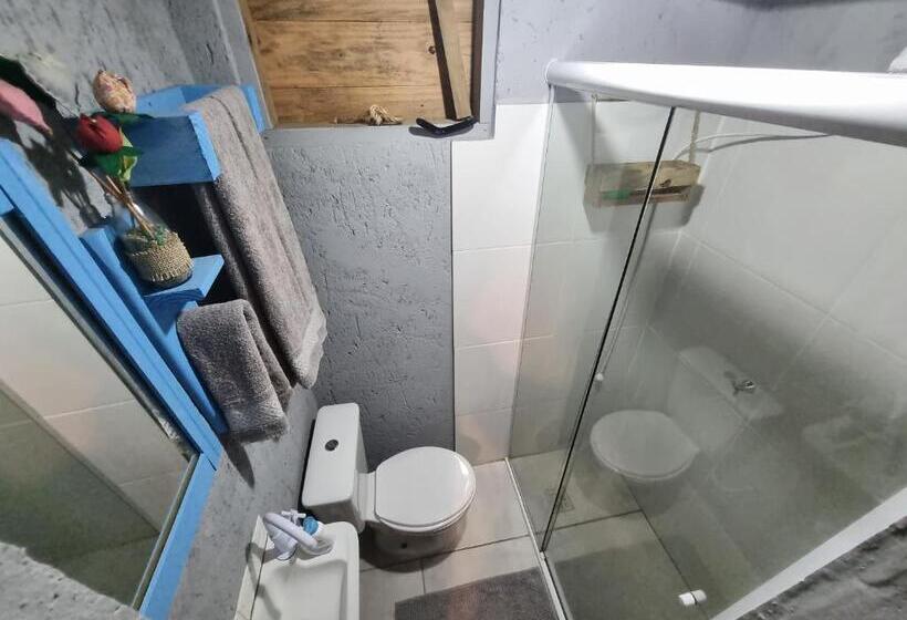 ユースホステル Pousada Rosa Shanti, Café Da Manhã Opcional, Apenas 4 Cabanas, Piscina, Estacionamento Privativo, ár