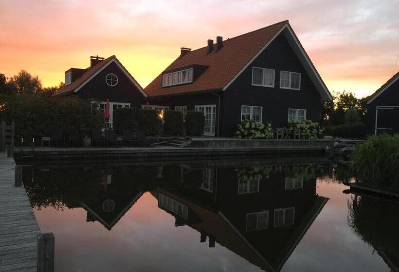 مبيت وإفطار Chalet Royal