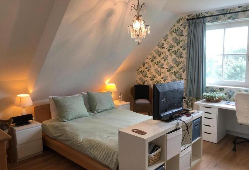 مبيت وإفطار Chalet Royal