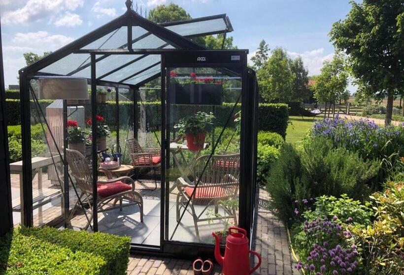 مبيت وإفطار Chalet Royal