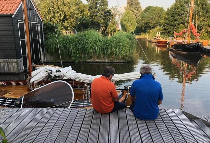 مبيت وإفطار Chalet Royal