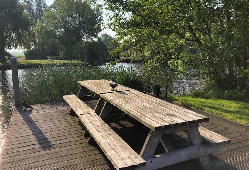 مبيت وإفطار Chalet Royal