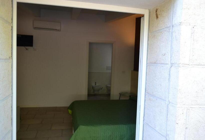 مبيت وإفطار Masseria Romagnolo