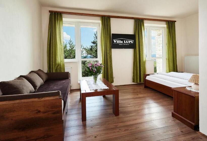 Bed and Breakfast Villa Lupu