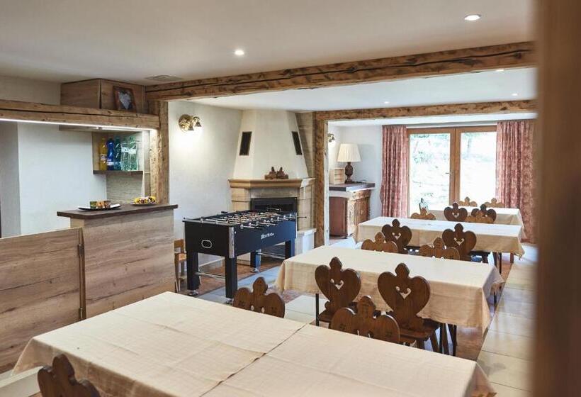 Bed and Breakfast Villa Lupu