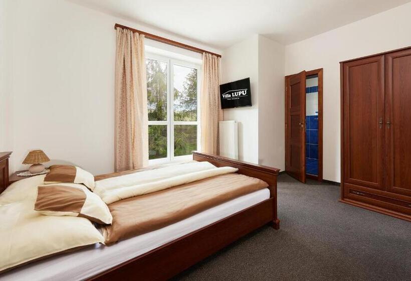 Bed and Breakfast Villa Lupu