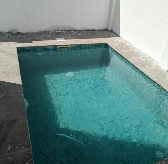 Esakki Highview Resort  Fivefalls