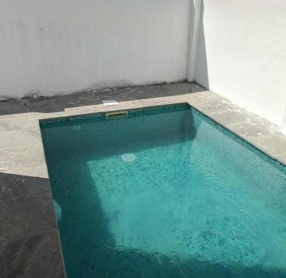 Esakki Highview Resort  Fivefalls