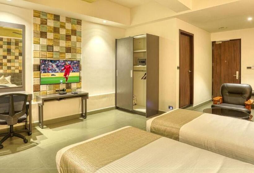 酒店 As Airport Inn