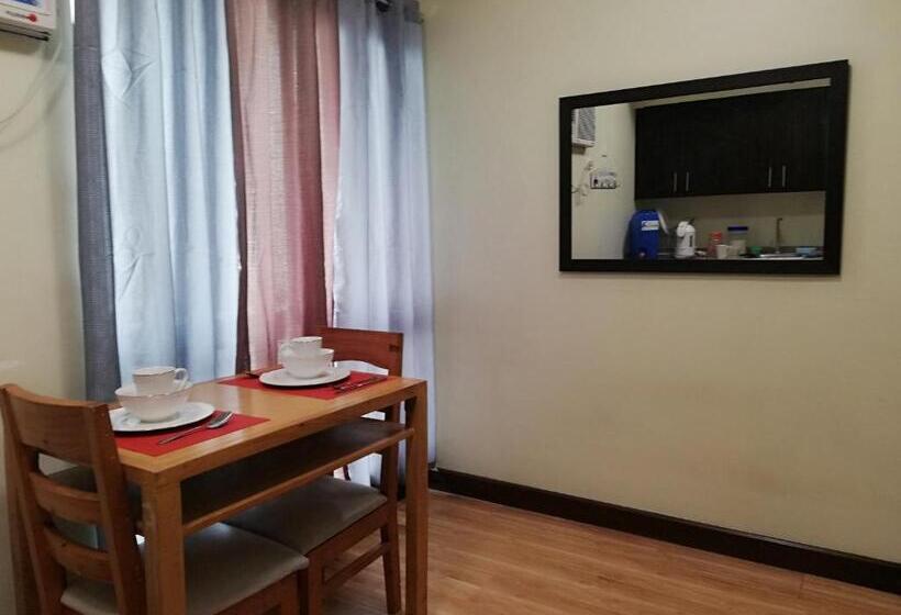 هتل Cozy Staycation At Eastbay Residences