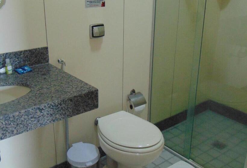 Отель Fazenda Retiro Das Rosas