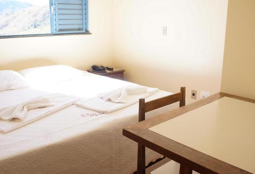 Отель Fazenda Retiro Das Rosas