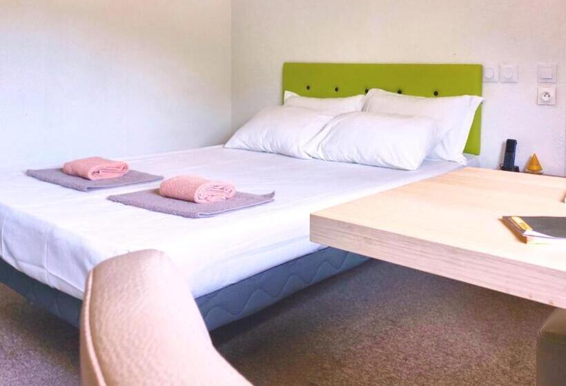 فندق La Voile Bleue