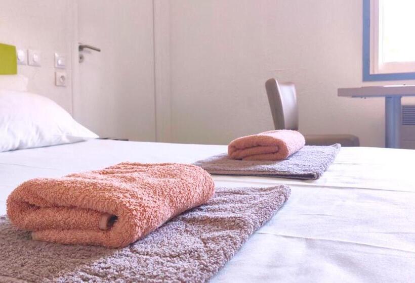 فندق La Voile Bleue