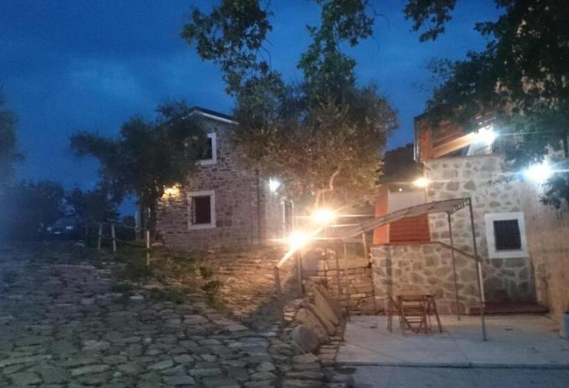 בית מלון כפרי Podere La Starza