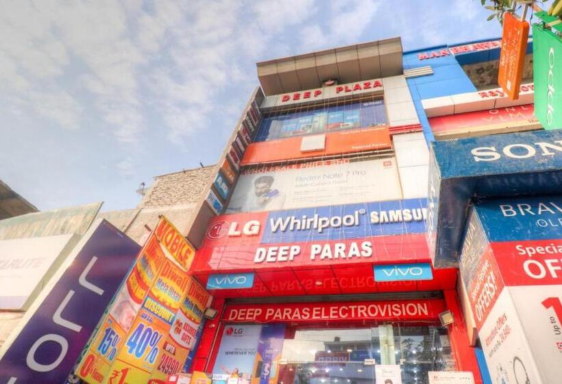 Oyo 67351 Hotel Deep Plaza