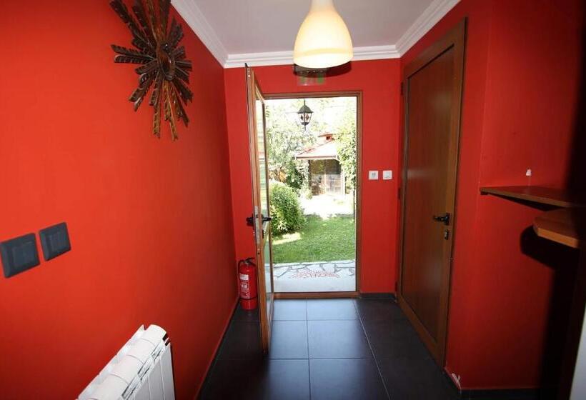 Pension (Hôtel basse catégorie) къща за гости джая