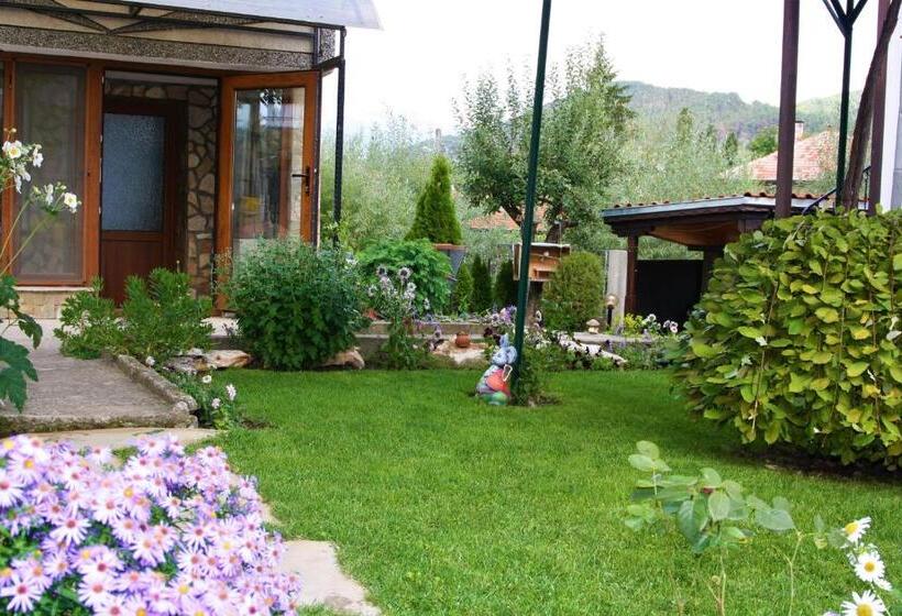 פנסיון къща речен шепот