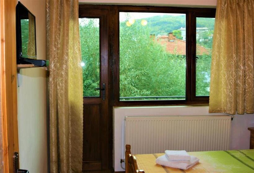 פנסיון къща речен шепот