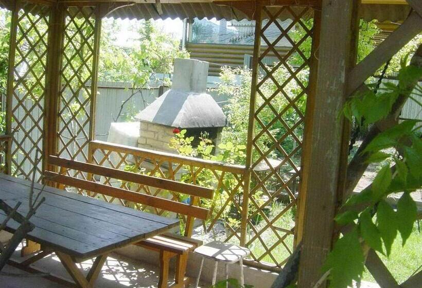 پانسیون уютный дом у моря