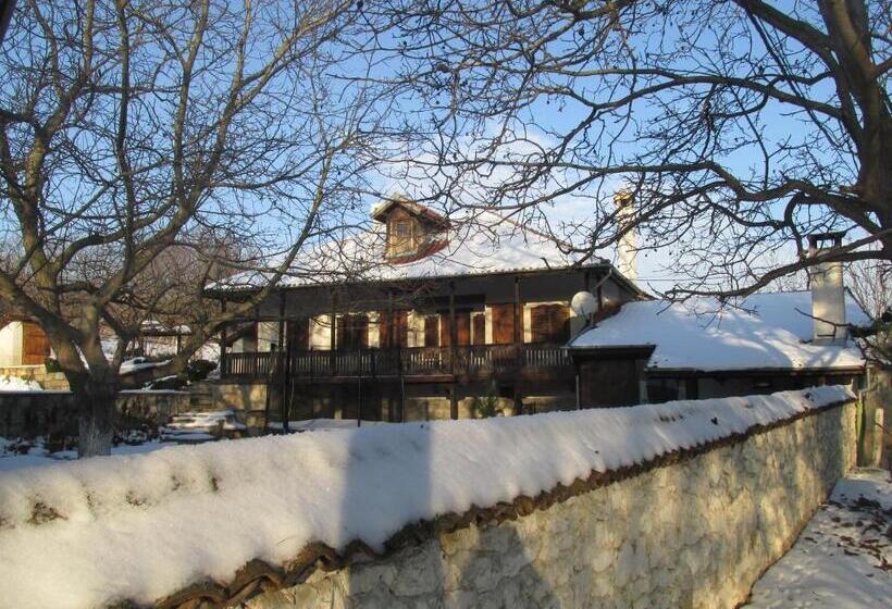 بنسيون къща за гости българа