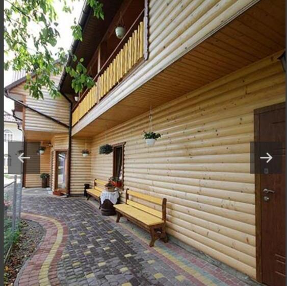 Pension (Hôtel basse catégorie) садиба надія