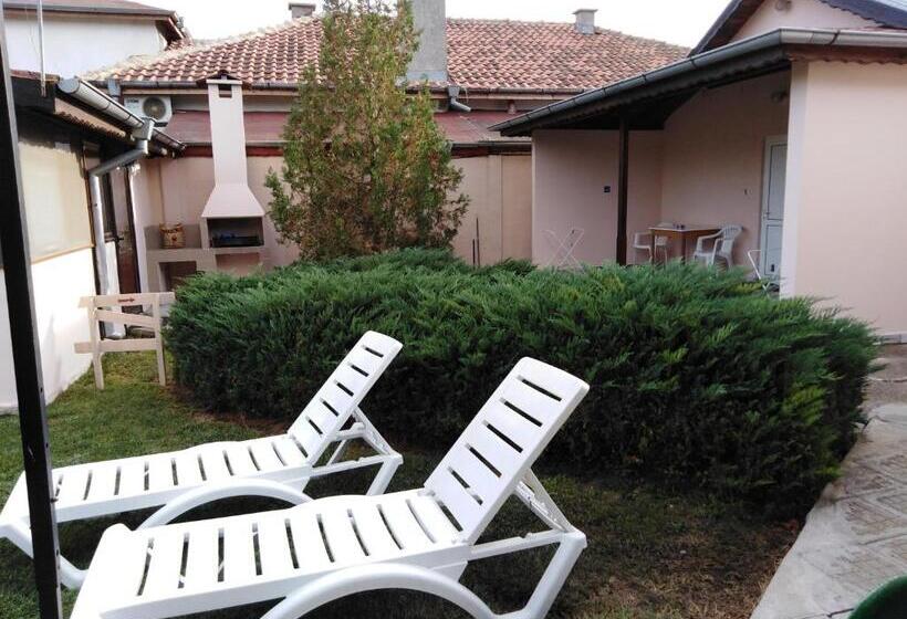 פנסיון бриз 1 апартамент