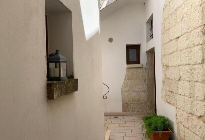 بنسيون Alla Corte Del Naif