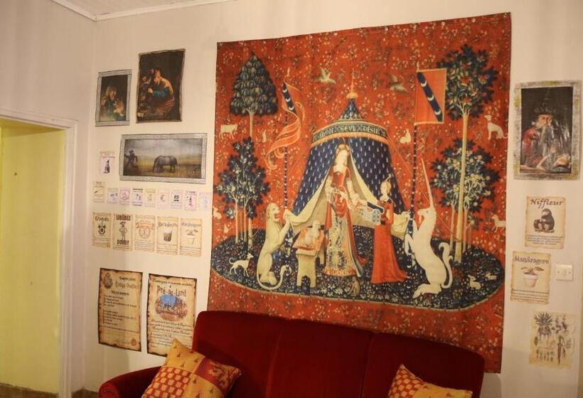 Пансион Au Rendez Vous Des Sorciers Iii