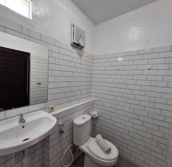 פנסיון Bonewood Guesthouse