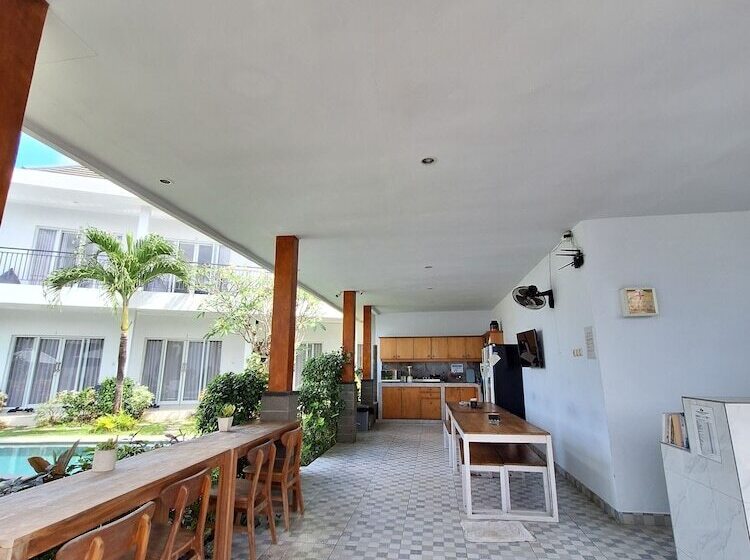 פנסיון Bonewood Guesthouse