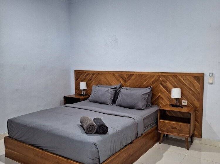 פנסיון Bonewood Guesthouse