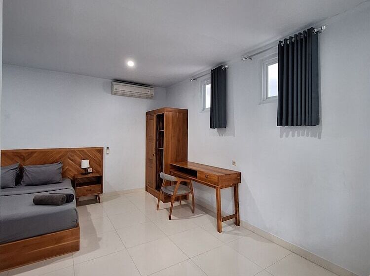 פנסיון Bonewood Guesthouse