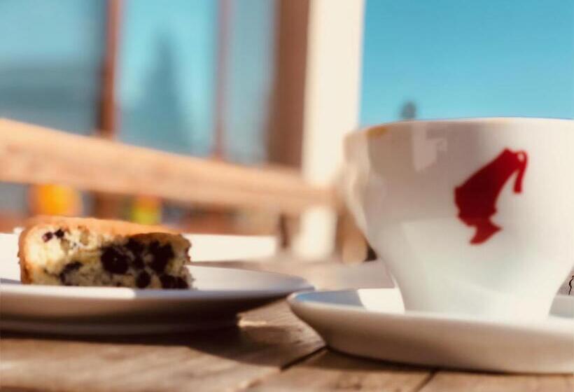 פנסיון Cabana Smile Straja