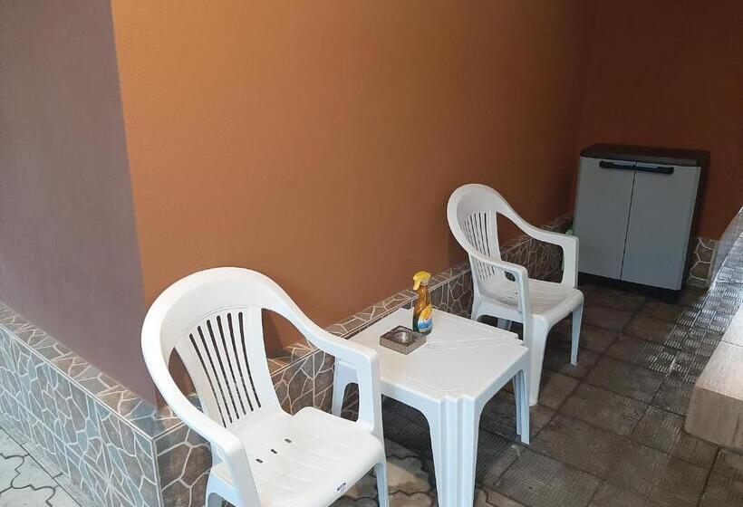 پانسیون Casa Comoara Mării