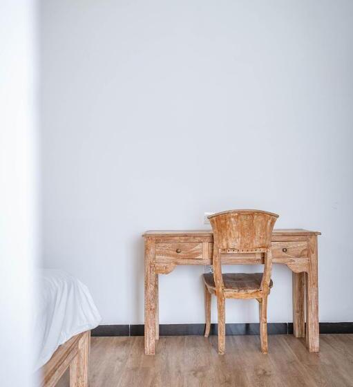 פנסיון Gajahmina Guesthouse