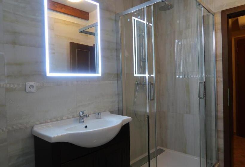 פנסיון Husacina&penzión Karolína