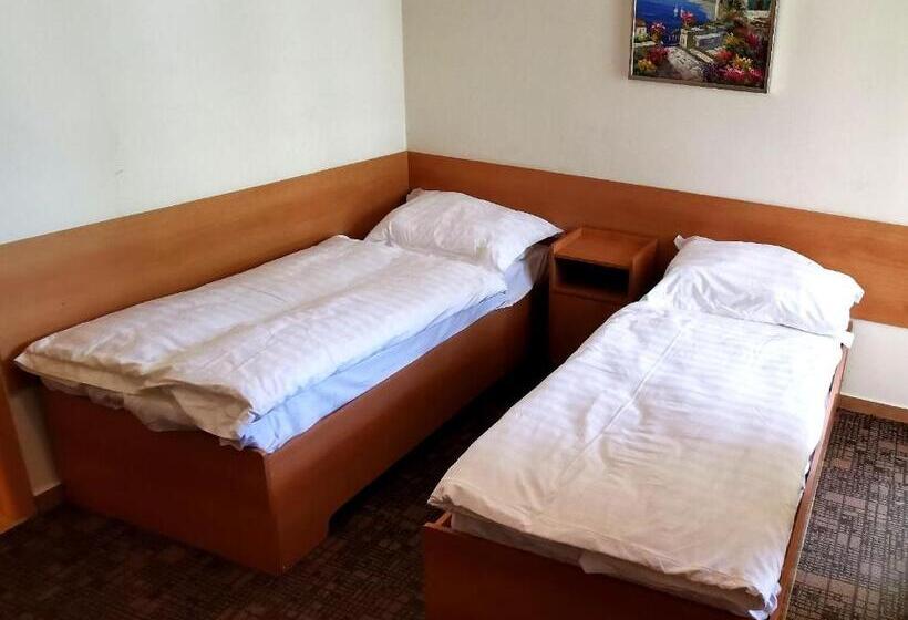 ペンション Penzión Labuť