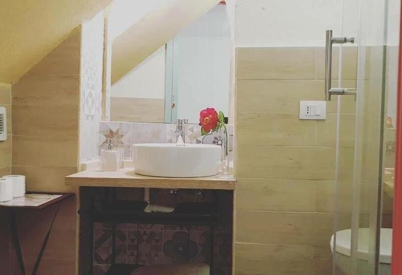 بنسيون Perla Del Borgo Bed And Breakfast