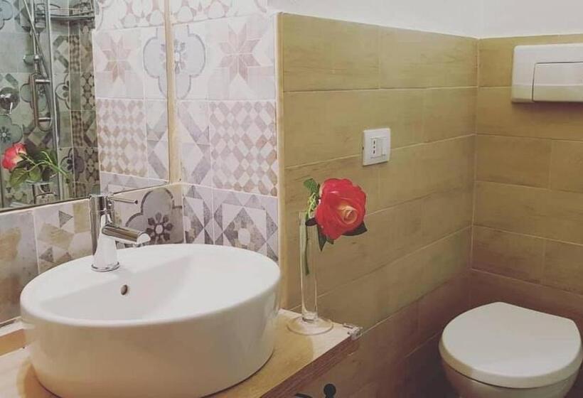 بنسيون Perla Del Borgo Bed And Breakfast