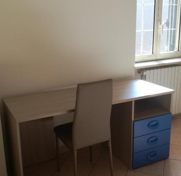 膳宿费 Posto Letto In Stanze Singole Al Centro Di Enna